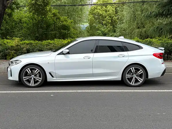 BMW 6 Series GT 2021