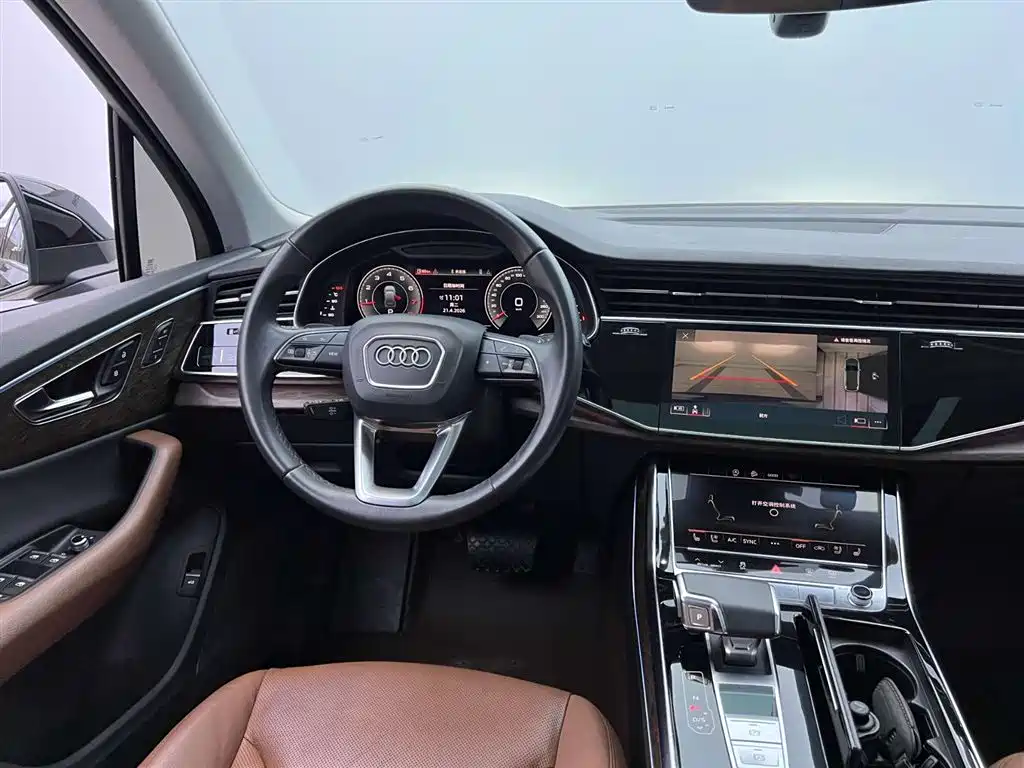 Audi Q7 2022 — фото 32