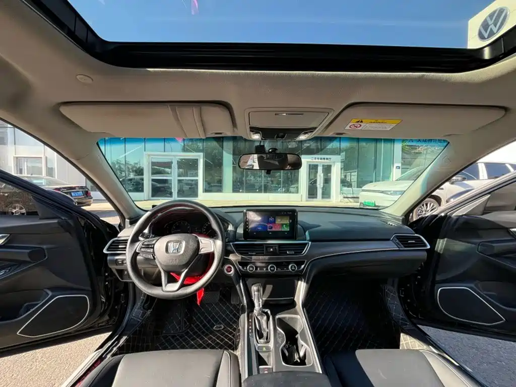 Honda Accord 2019 — фото 14