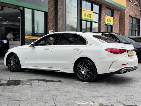 Mercedes-Benz C-Class 2022