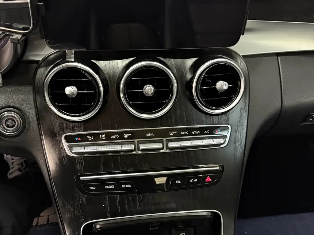 Mercedes-Benz C-Class 2020 — фото 12
