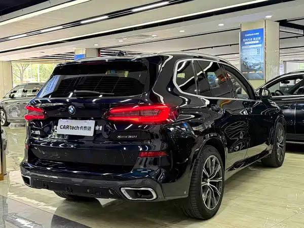 BMW X5 2021