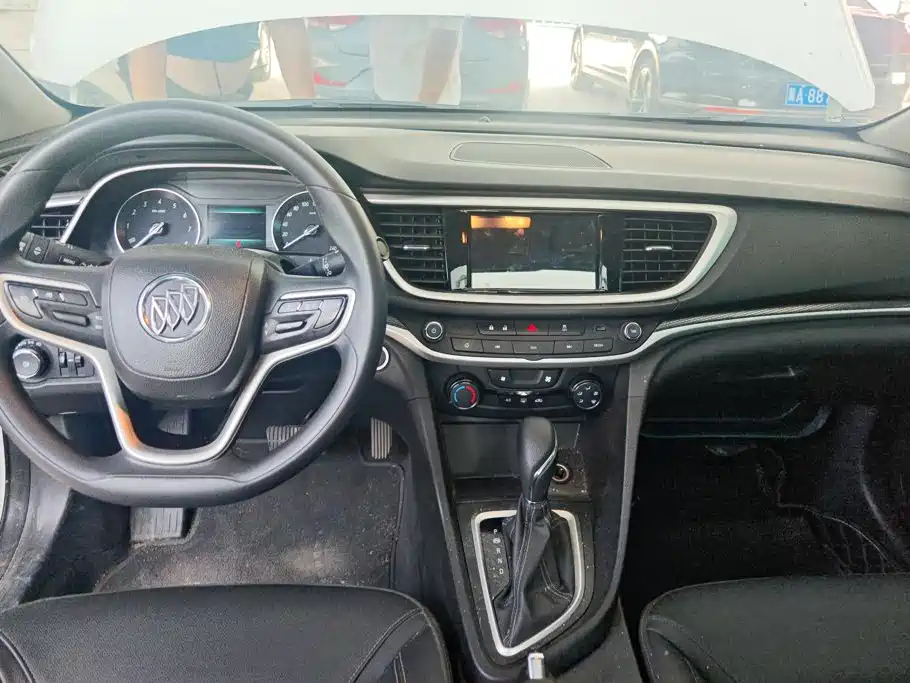 Buick Excelle 2022 — фото 12