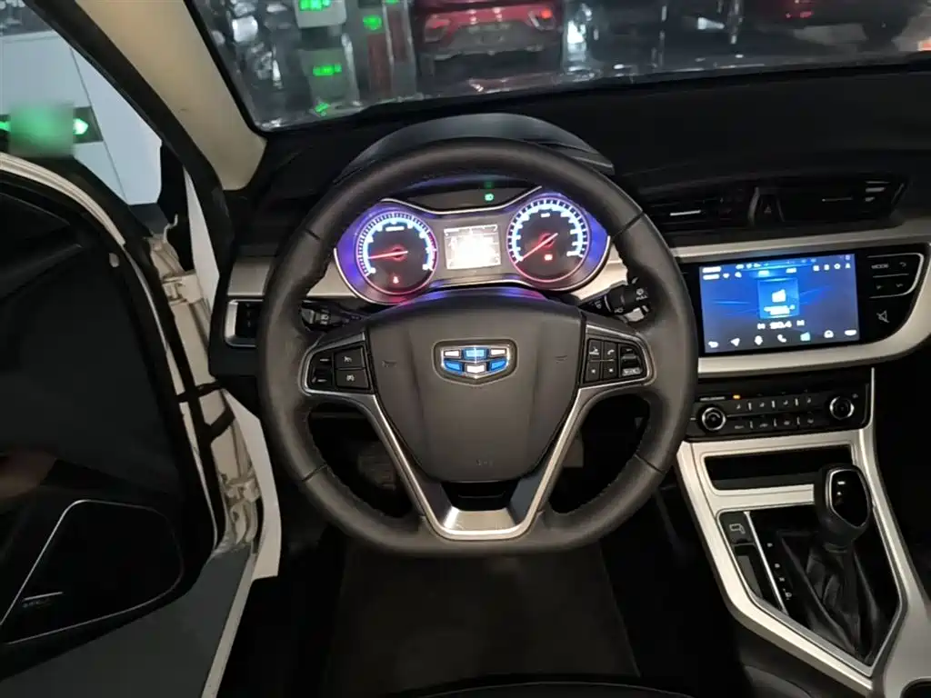 Geely Vision 2018 — фото 11
