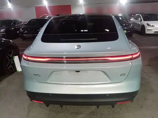 NIO ET5 2024