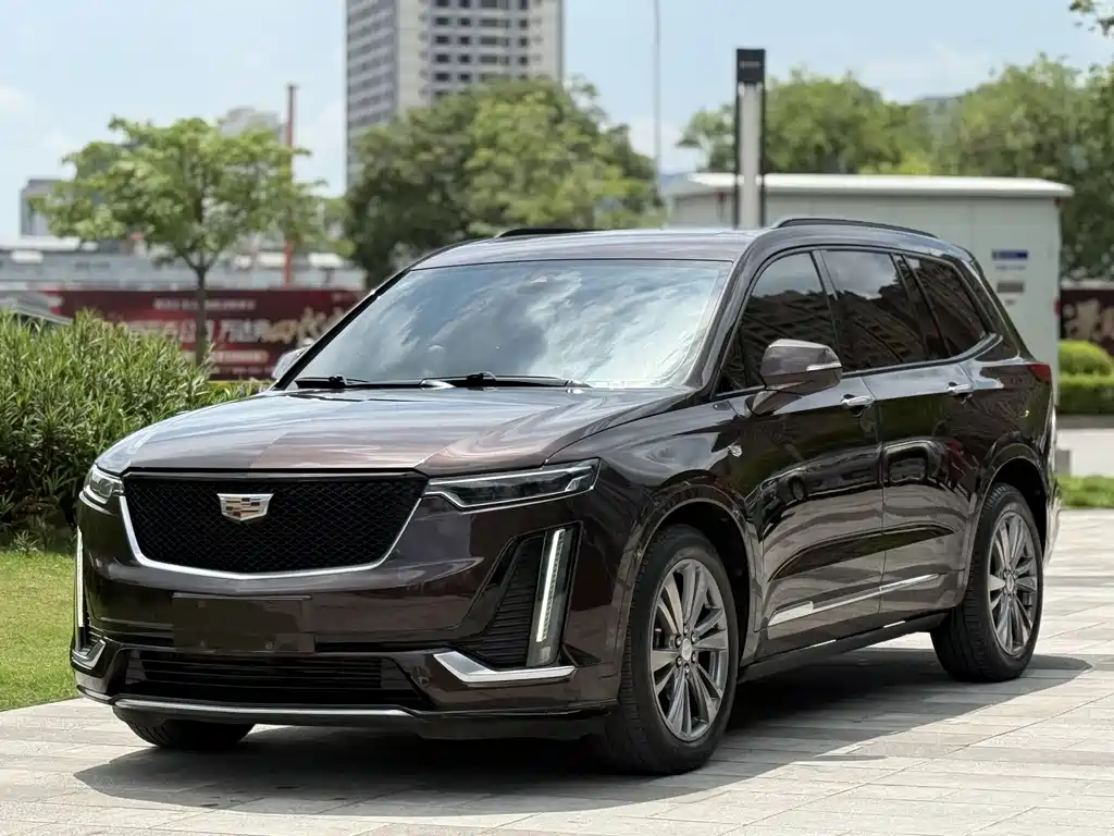 Cadillac XT6 2020 — фото 1