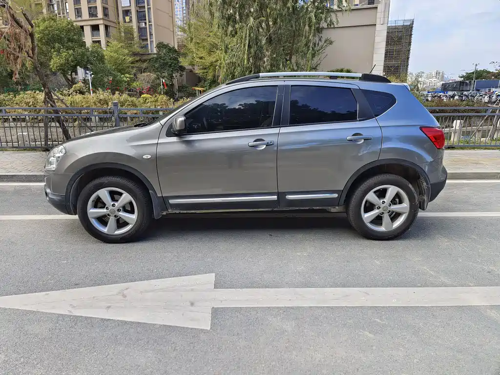Nissan Qashqai 2013 — фото 4