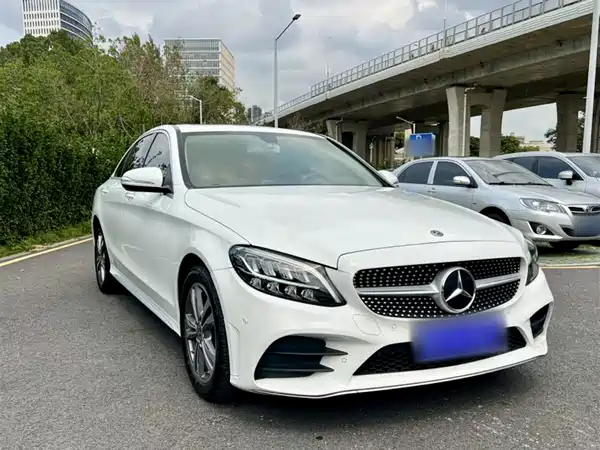 Mercedes-Benz C-Class 2020