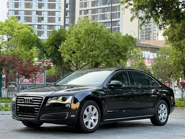 Audi A8 2013