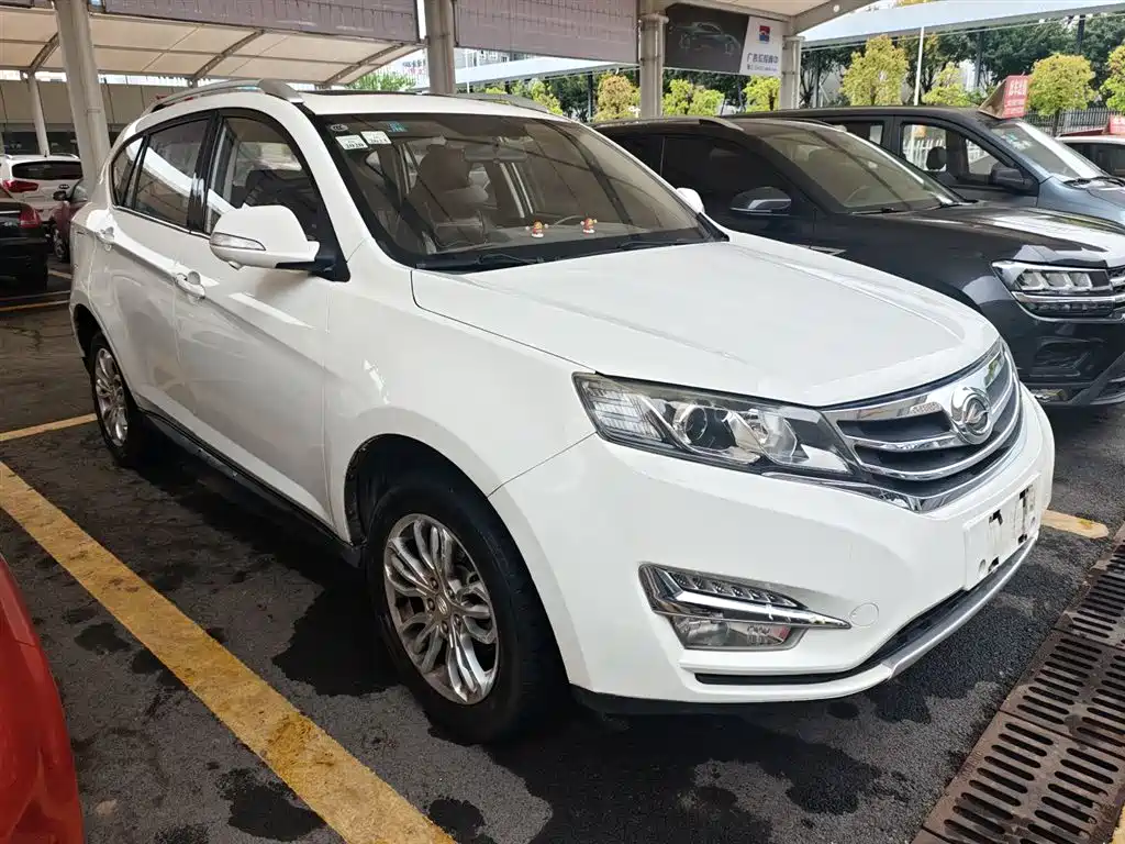 Landwind X5 2017 — фото 4