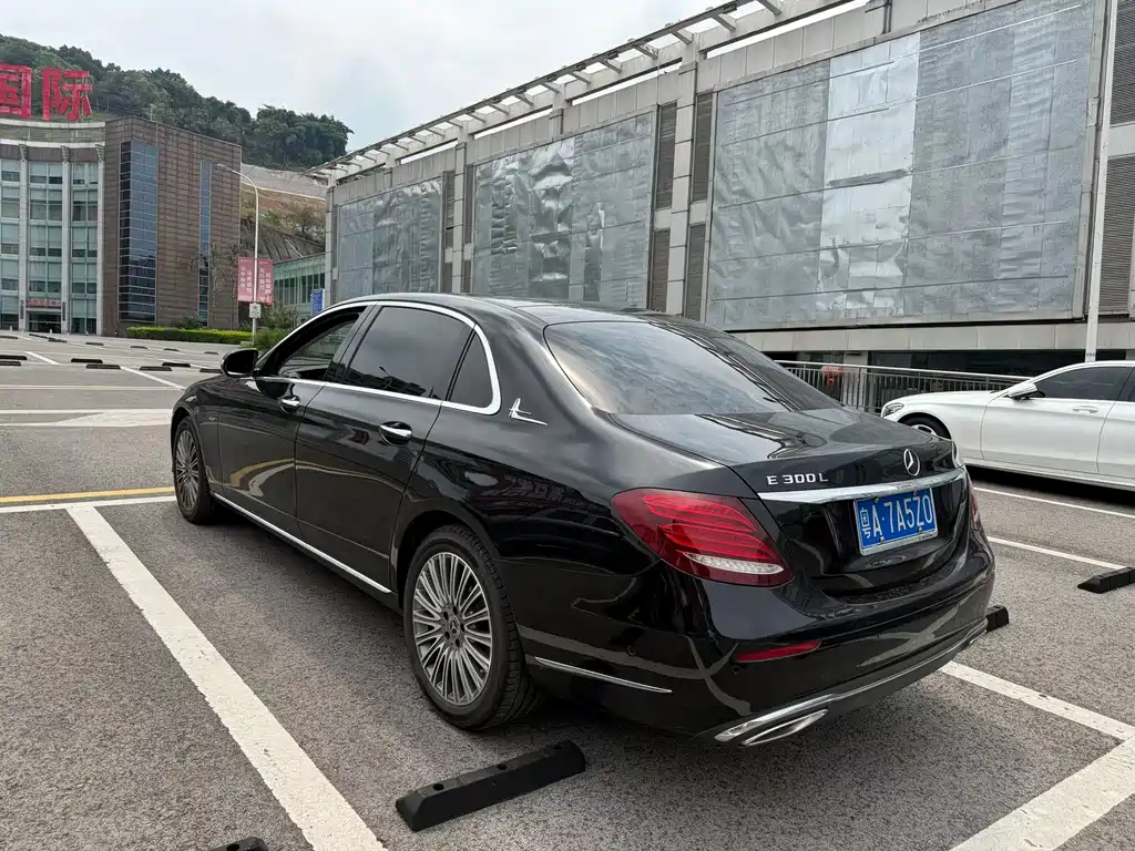 Mercedes-Benz E-Class 2020