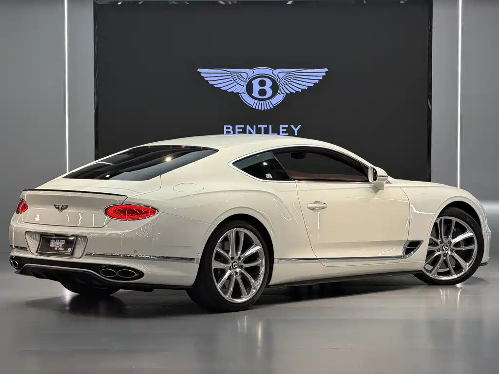 Bentley Continental 2020 — фото 3