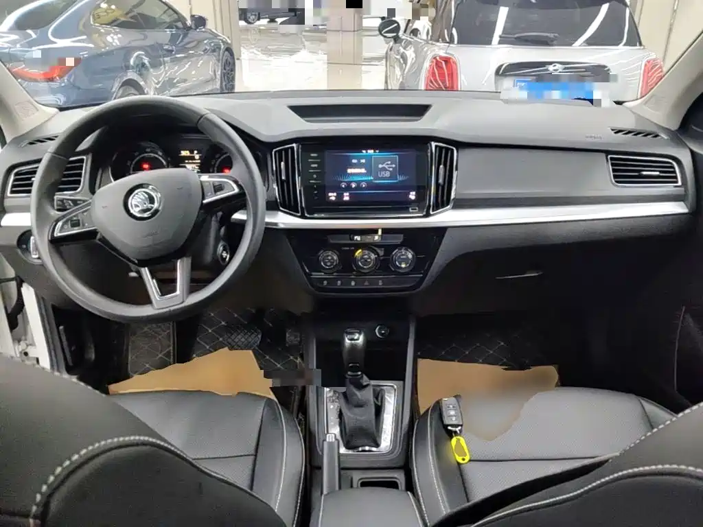 Skoda Kamiq 2021 — фото 10