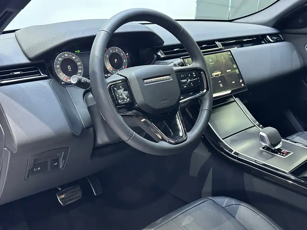 Land Rover Velar 2026 — фото 10