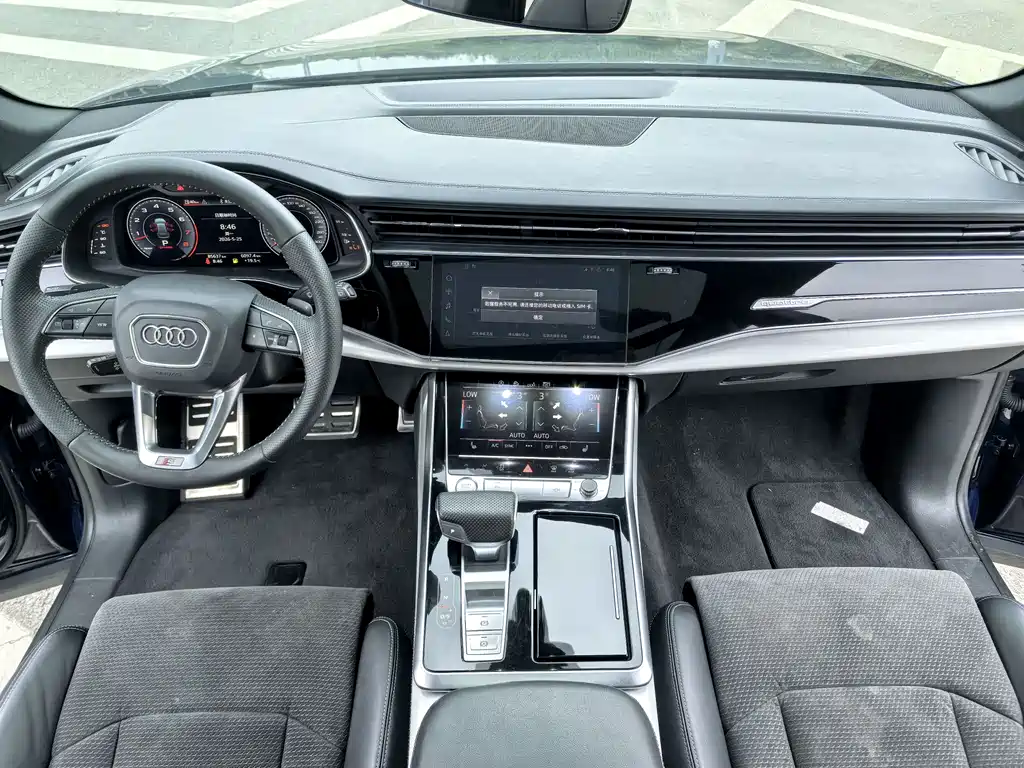 Audi Q8 2019 — фото 7
