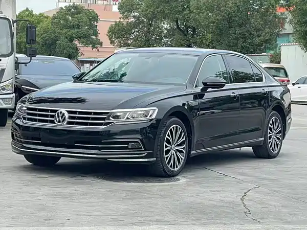 Volkswagen Phideon 2016