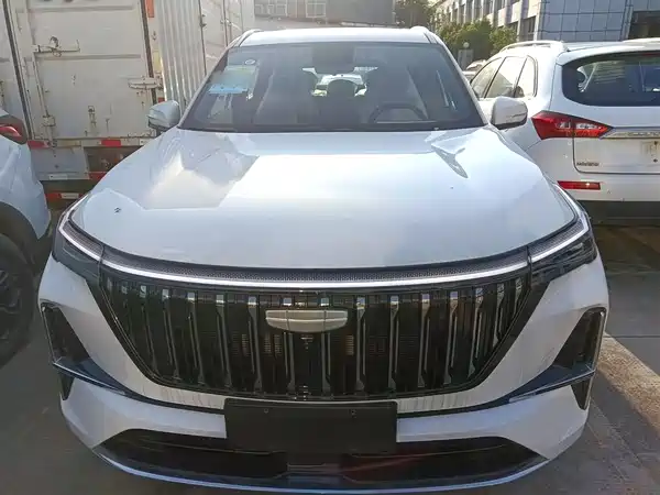Geely Boyue L 2025