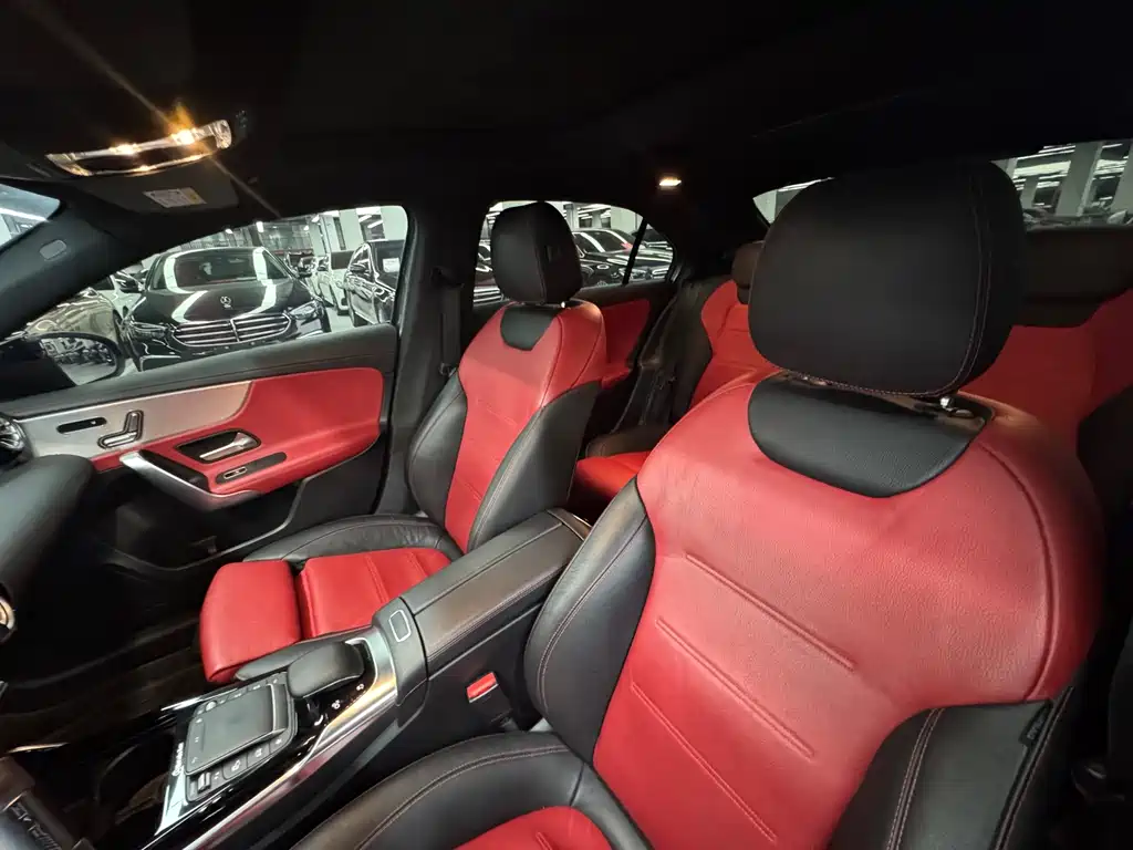 Mercedes-Benz A-Class AMG 2020 — фото 11