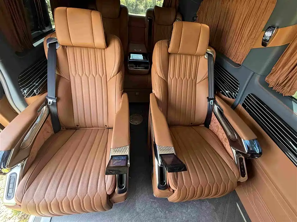 Mercedes-Benz Vito 2025 — фото 15