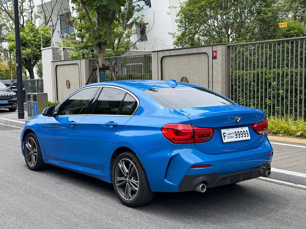 BMW 1 Series 2021