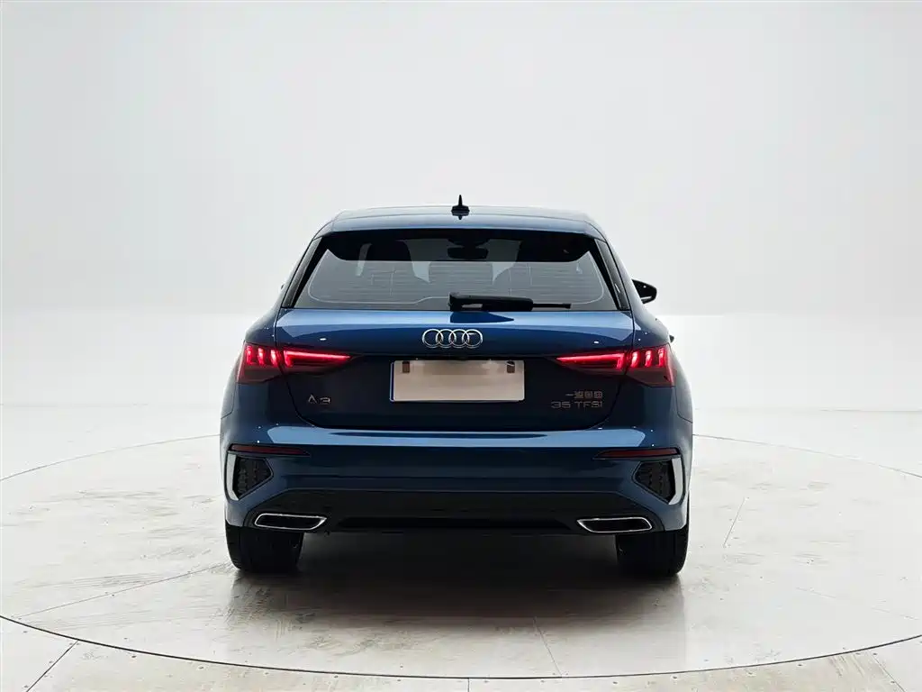 Audi A3 2022 — фото 8