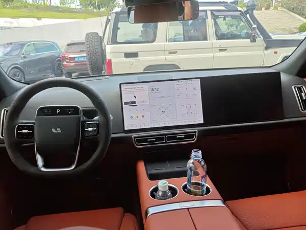Li Auto L9 2025