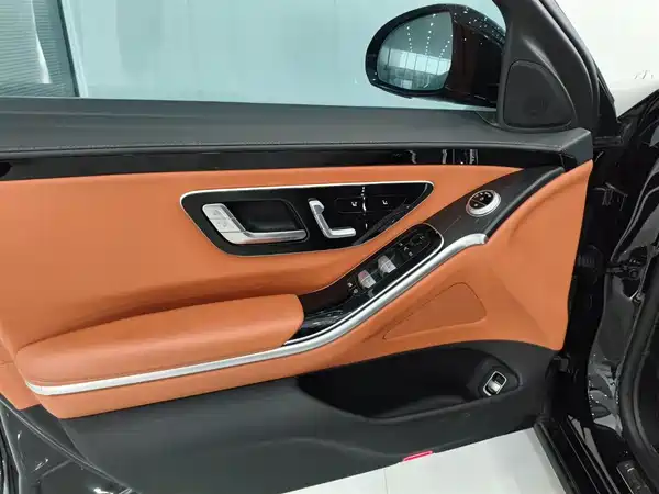 Mercedes-Benz S-Class 2023