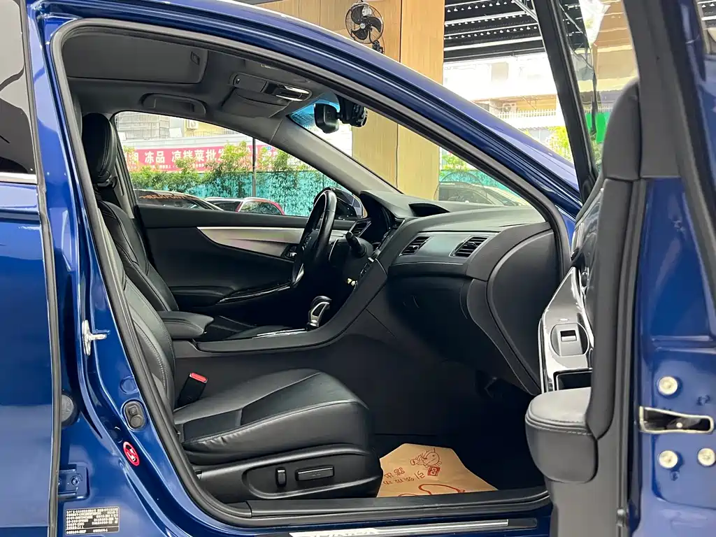Honda Spirior 2015 — фото 25