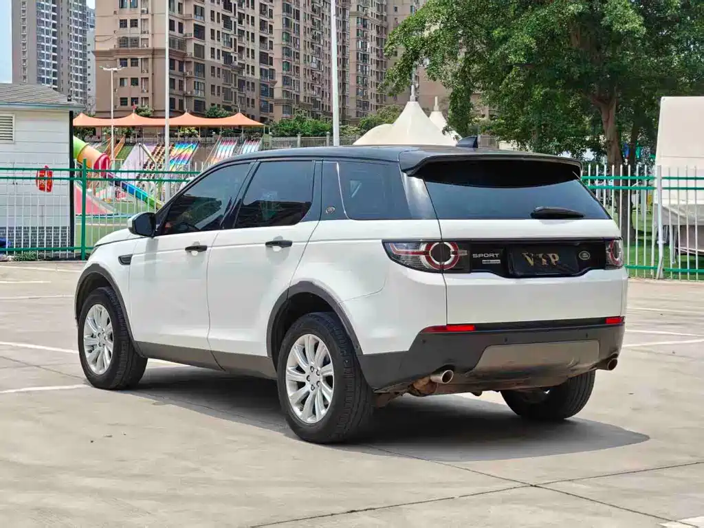 Land Rover Discovery Sport 2019 — фото 18