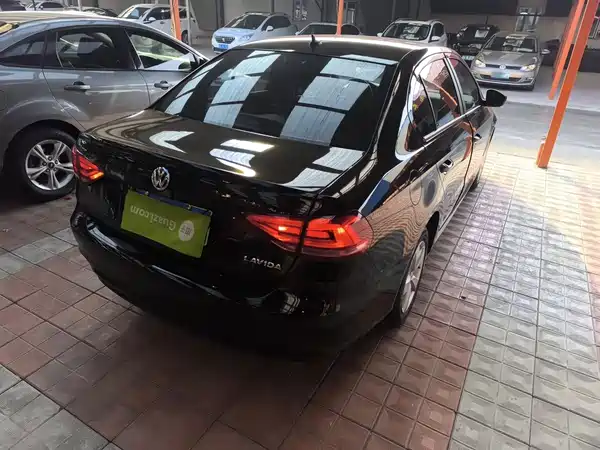 Volkswagen Lavida 2022