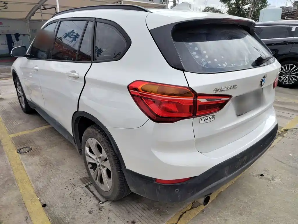 BMW X1 2017 — фото 23