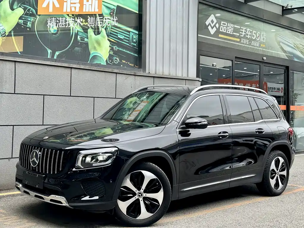 Mercedes-Benz GLB 2022 — фото 1
