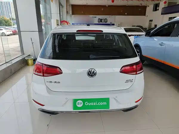 Volkswagen Golf 2020