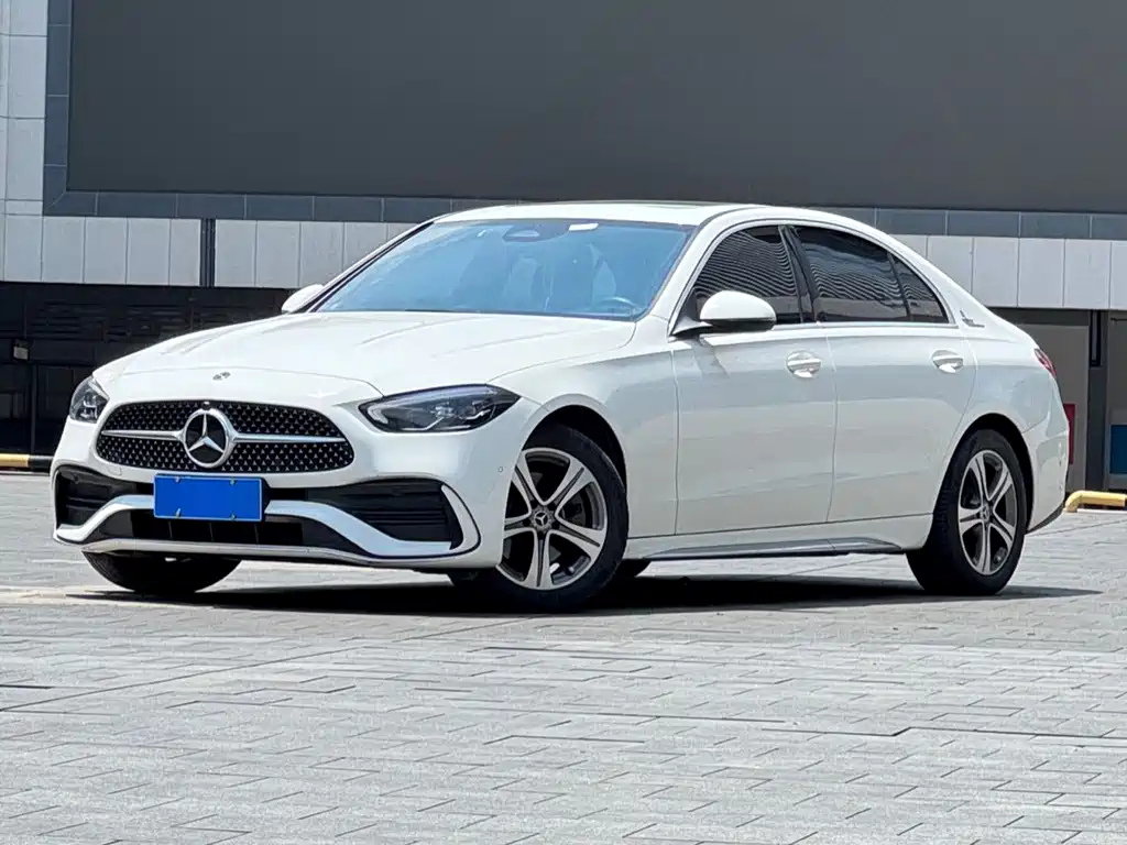 Mercedes-Benz C-Class 2021