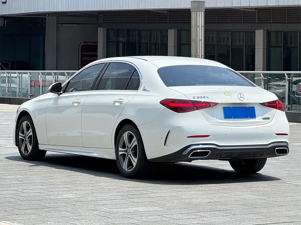 Mercedes-Benz C-Class 2021