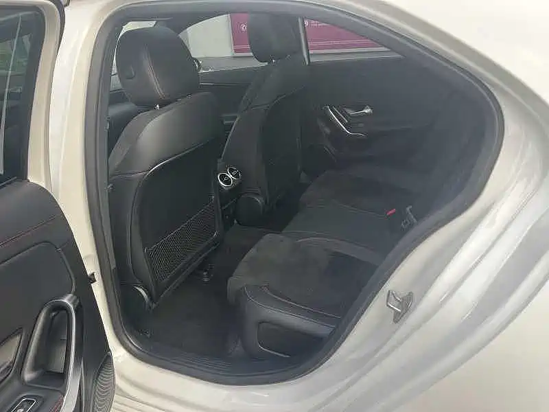 Mercedes-Benz A-Class 2024 — фото 11