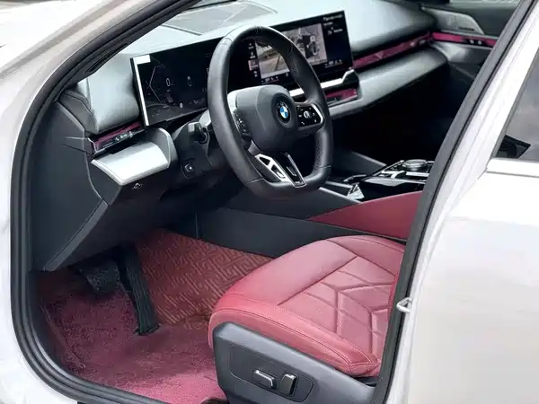 BMW 5 Series 2024