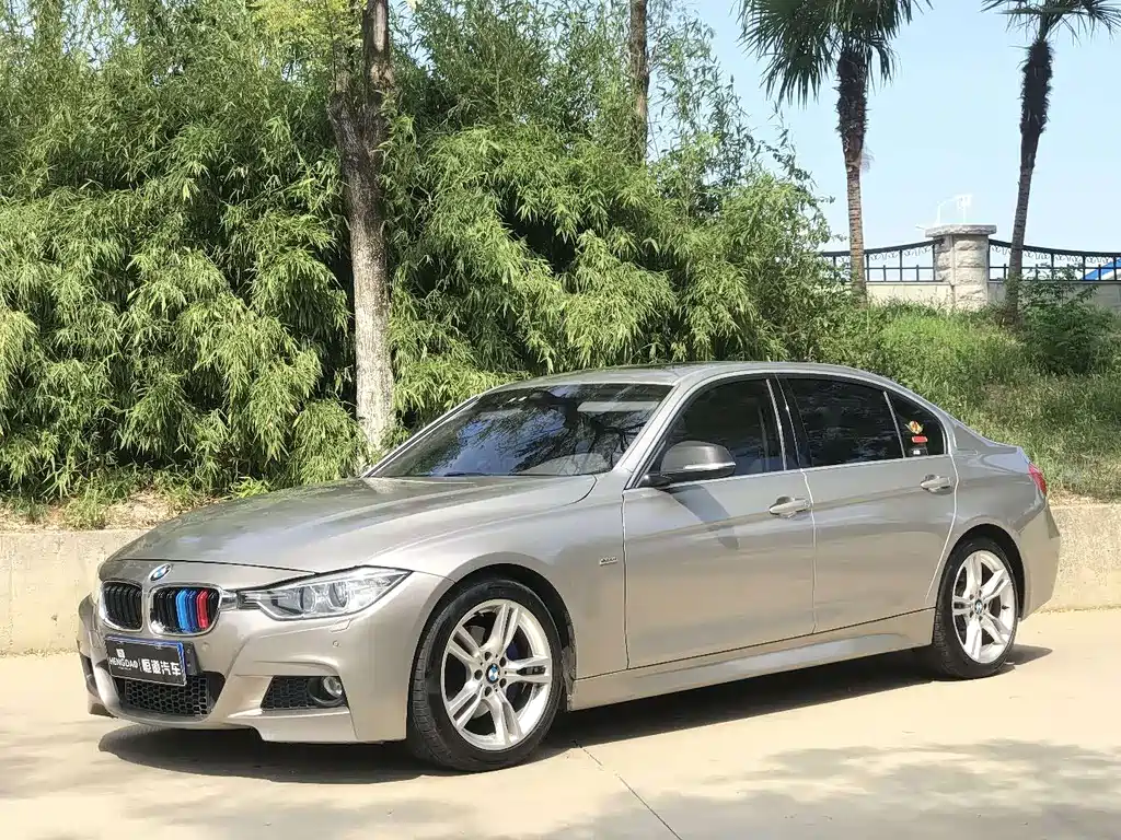 BMW 3 Series 2015 — фото 1