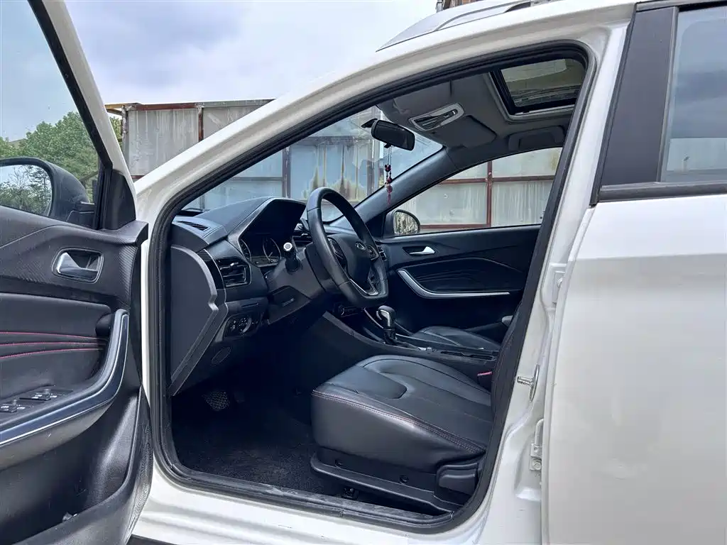 Chery Tiggo 3x 2021 — фото 10