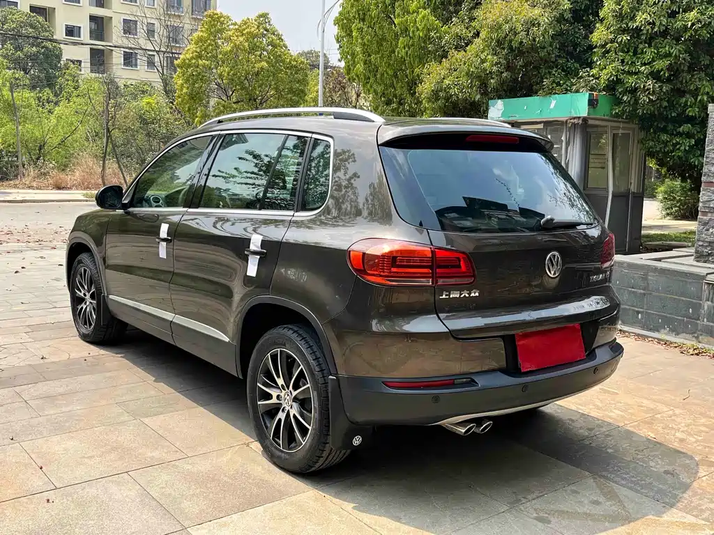 Volkswagen Tiguan 2015 — фото 8