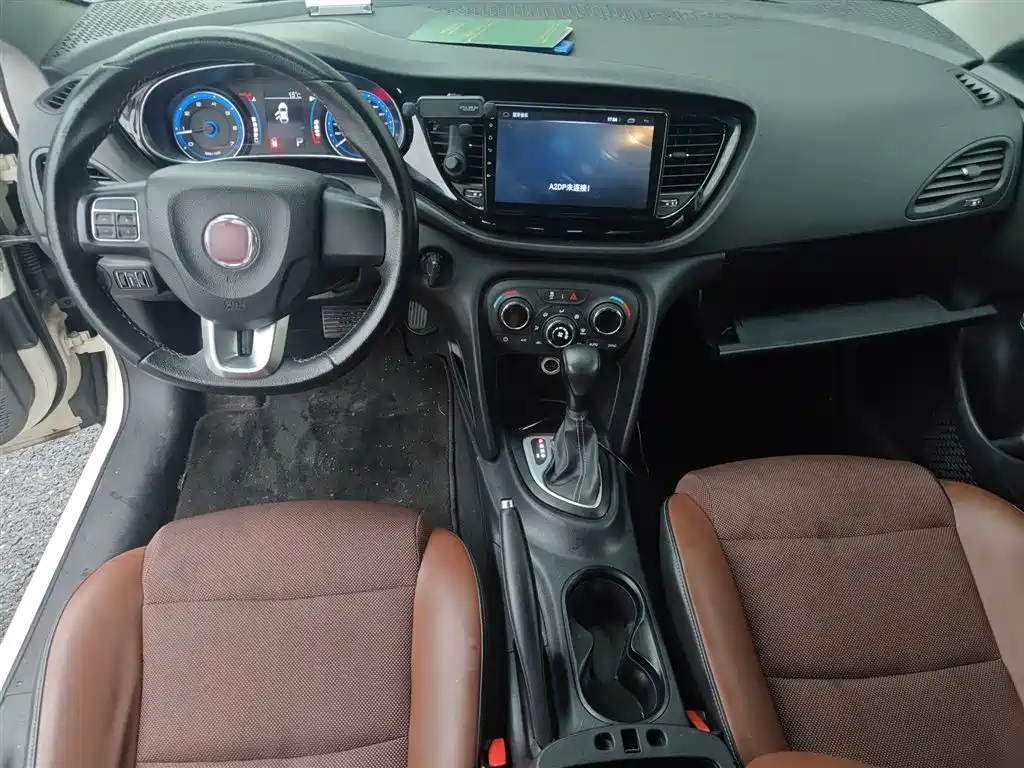 Fiat Viaggio 2018 — фото 13