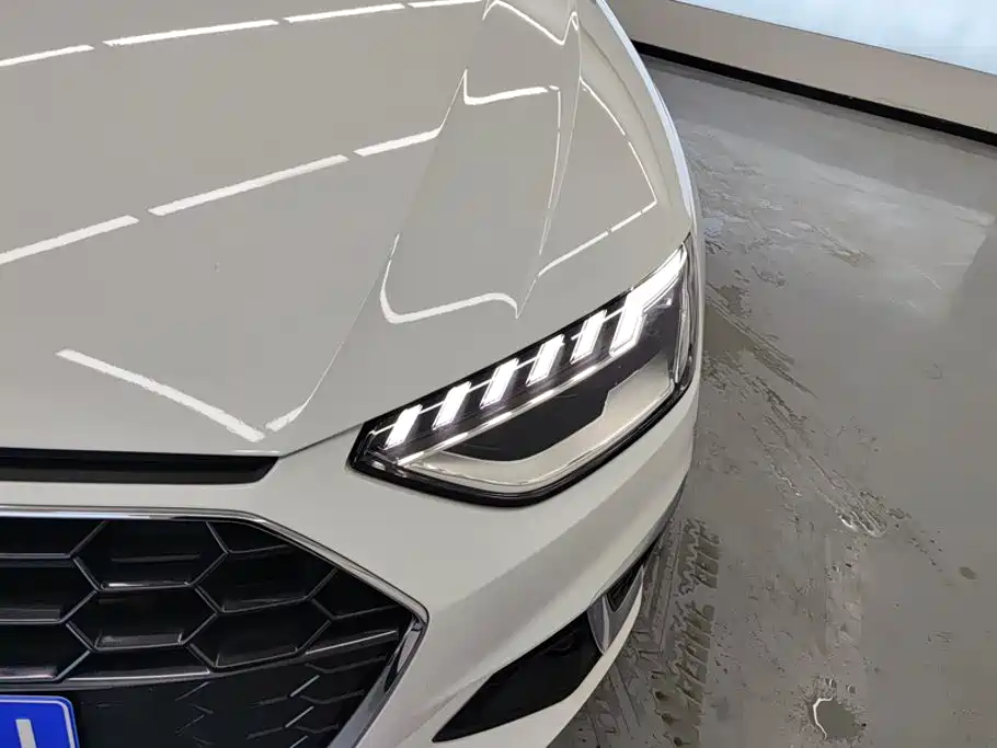 Audi A4L 2022