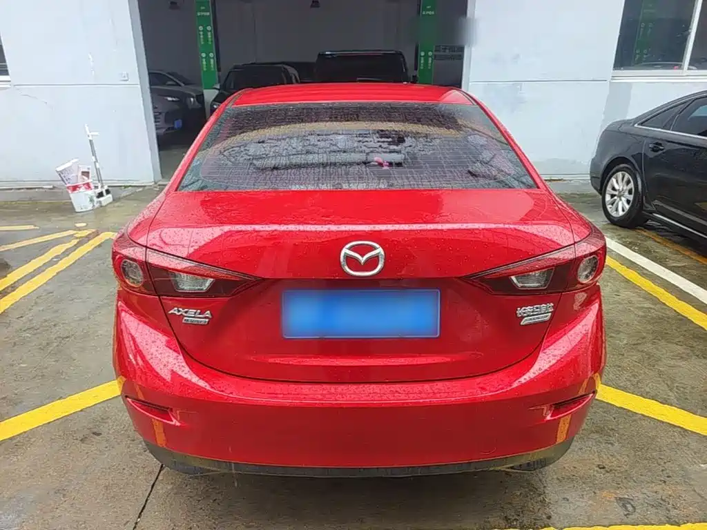 Mazda 3 Axela 2016