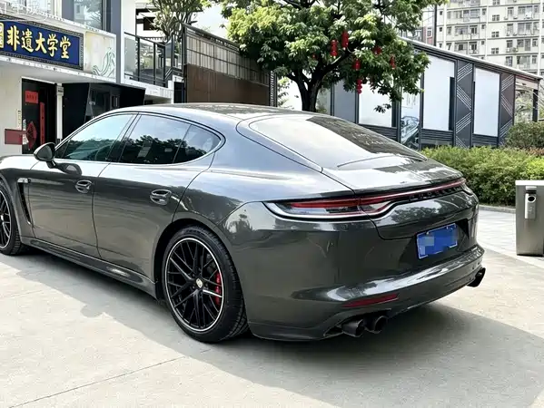 Porsche Panamera 2012