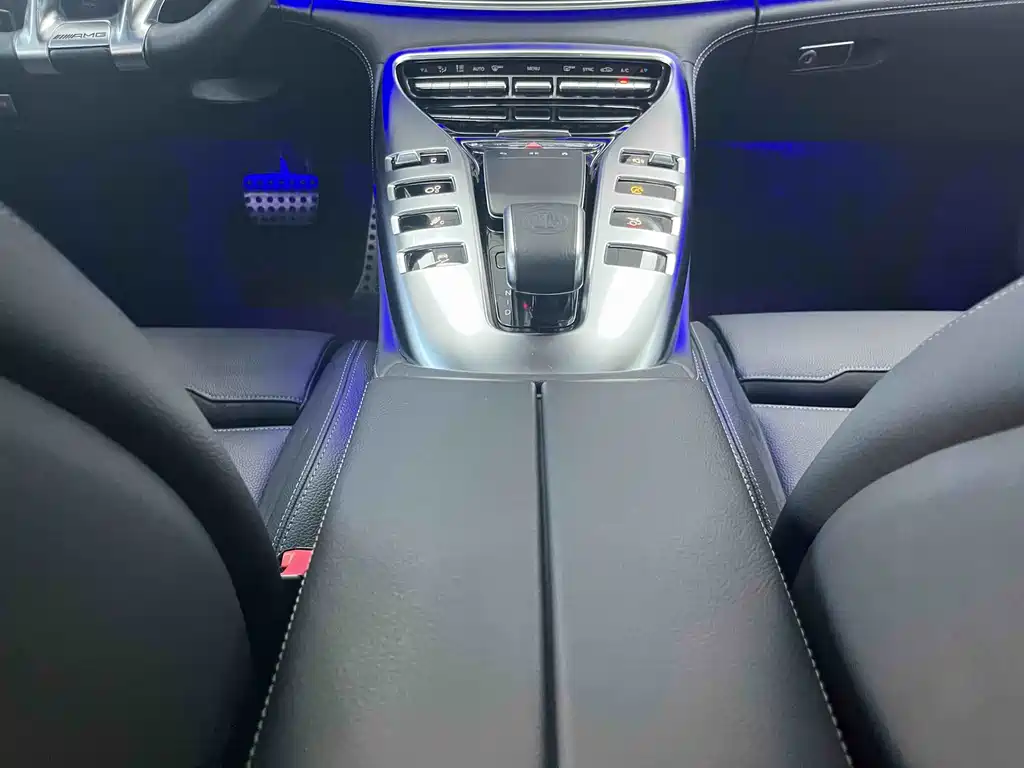 Mercedes-Benz AMG GT 2022 — фото 18