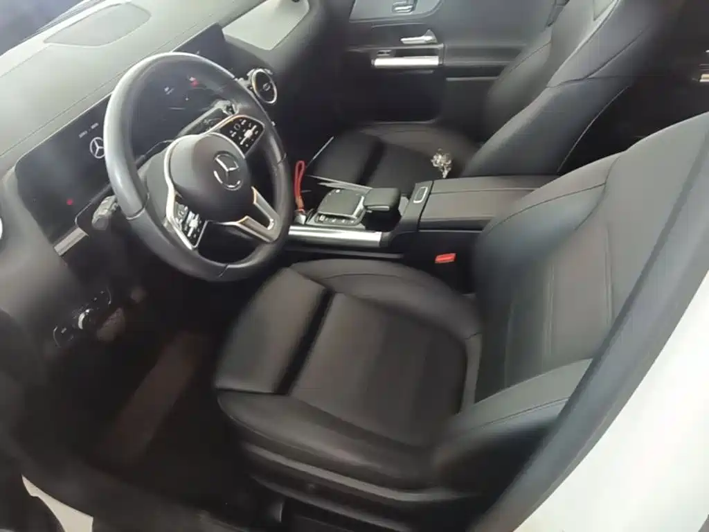 Mercedes-Benz GLA 2021 — фото 15
