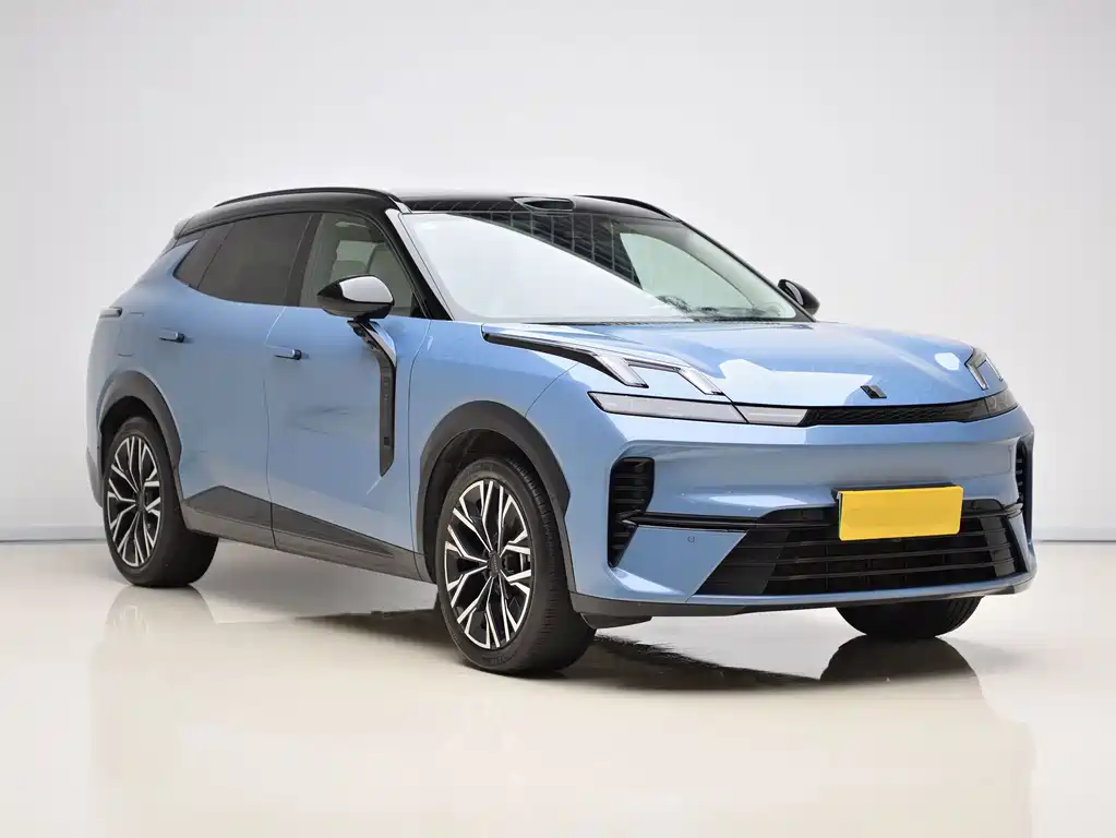 Lynk & Co 08 EM-P 2025 — фото 3