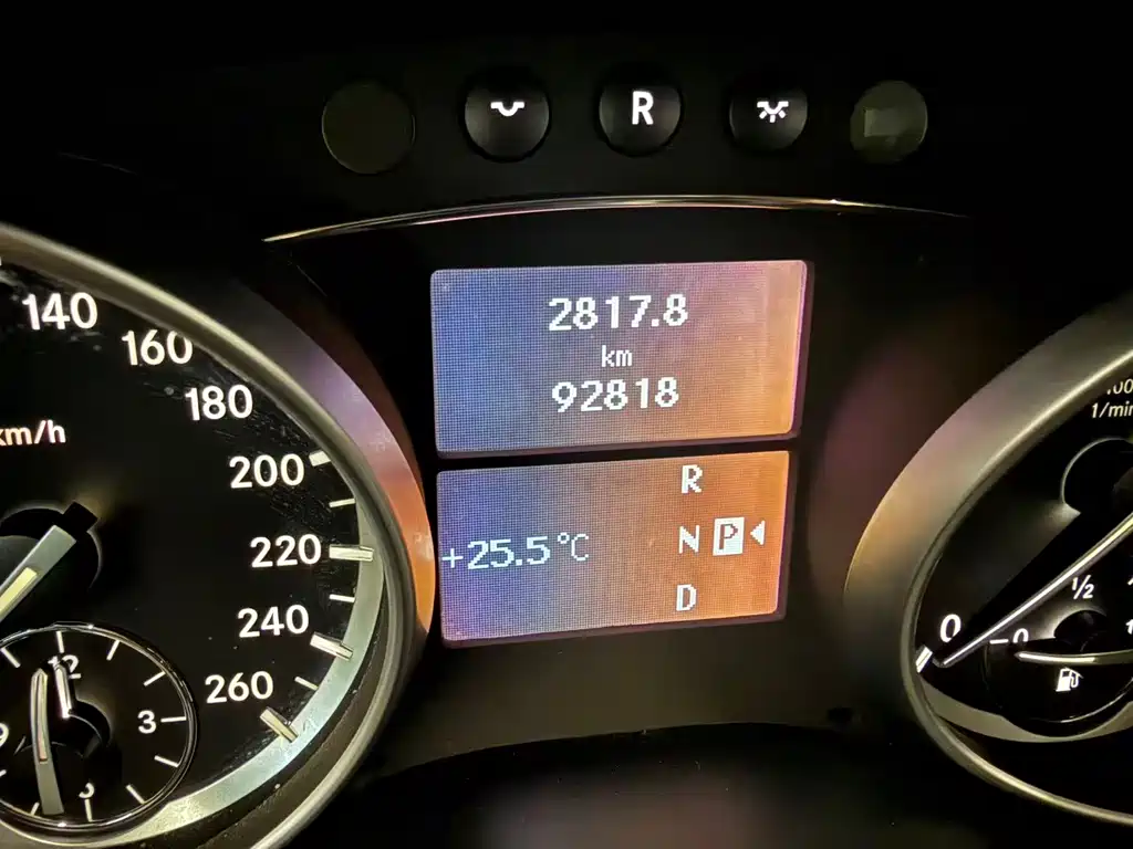 Mercedes-Benz R-Class 2017