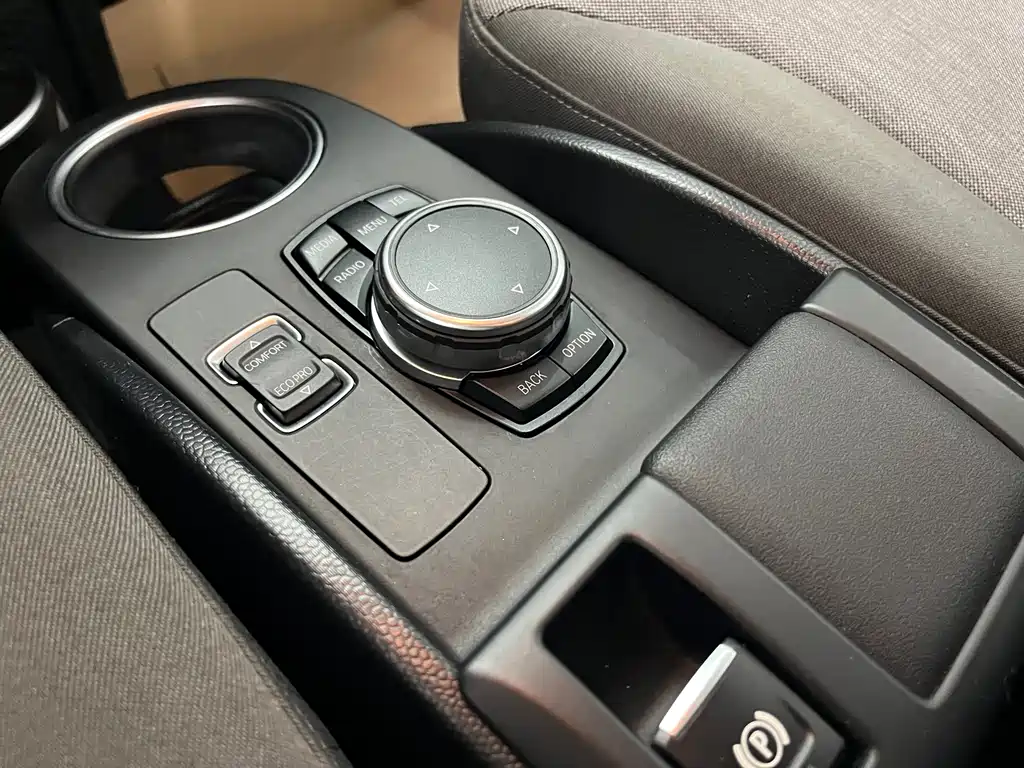 BMW i3 2016 — фото 13