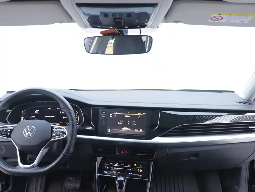 Volkswagen Passat 2023